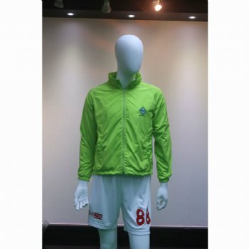 Windbreaker 24